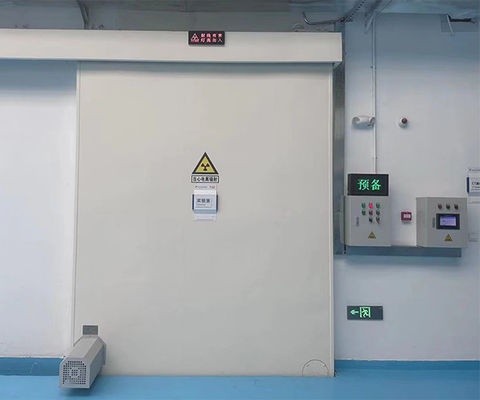 Porte de protection contre les radiations avec joint en néoprène ou silicone, finition revêtement en poudre ou acier inoxydable et hauteur de 1700 mm à 2300 mm
